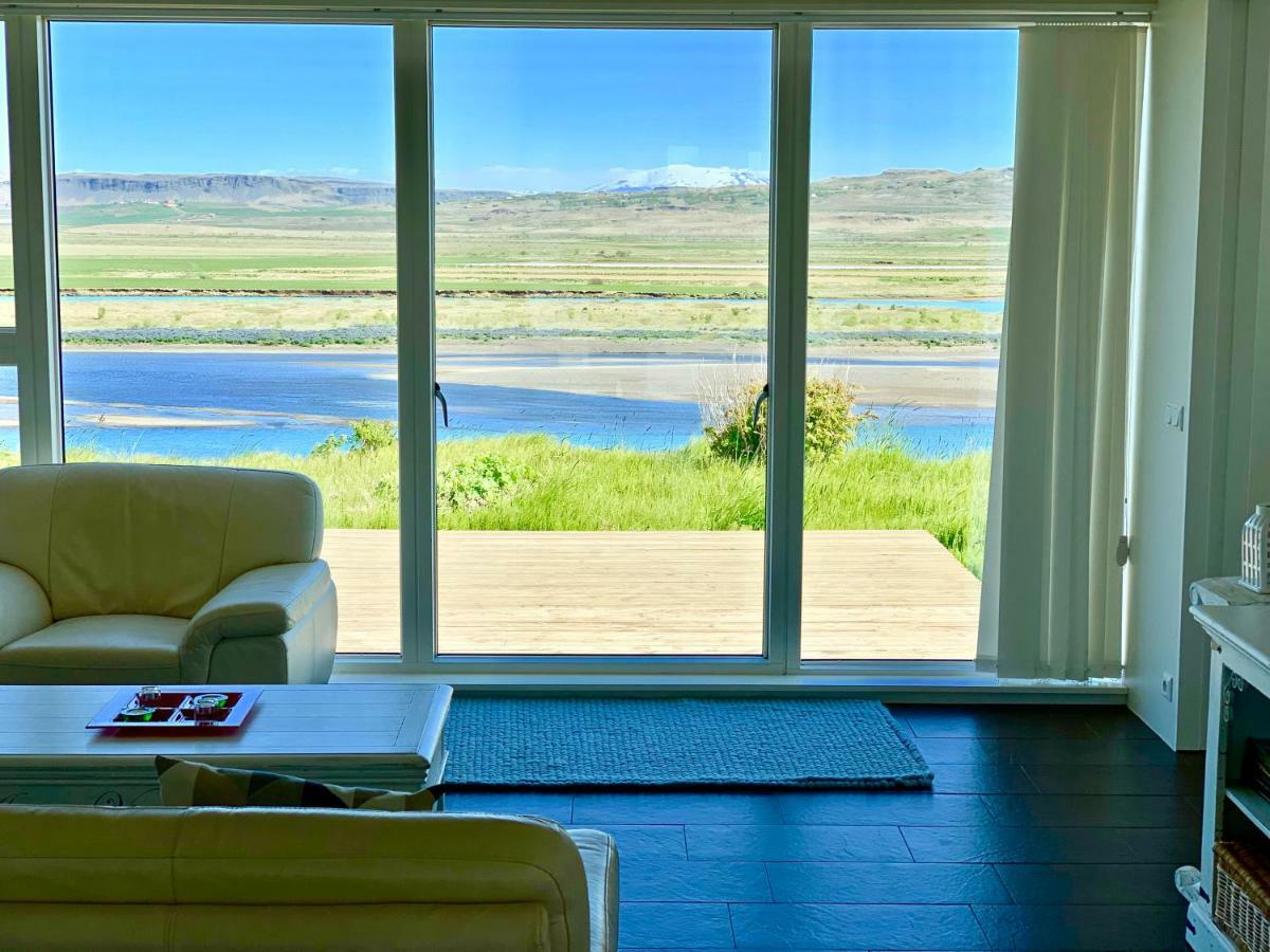 Brun Villa Laugaras ภายนอก รูปภาพ