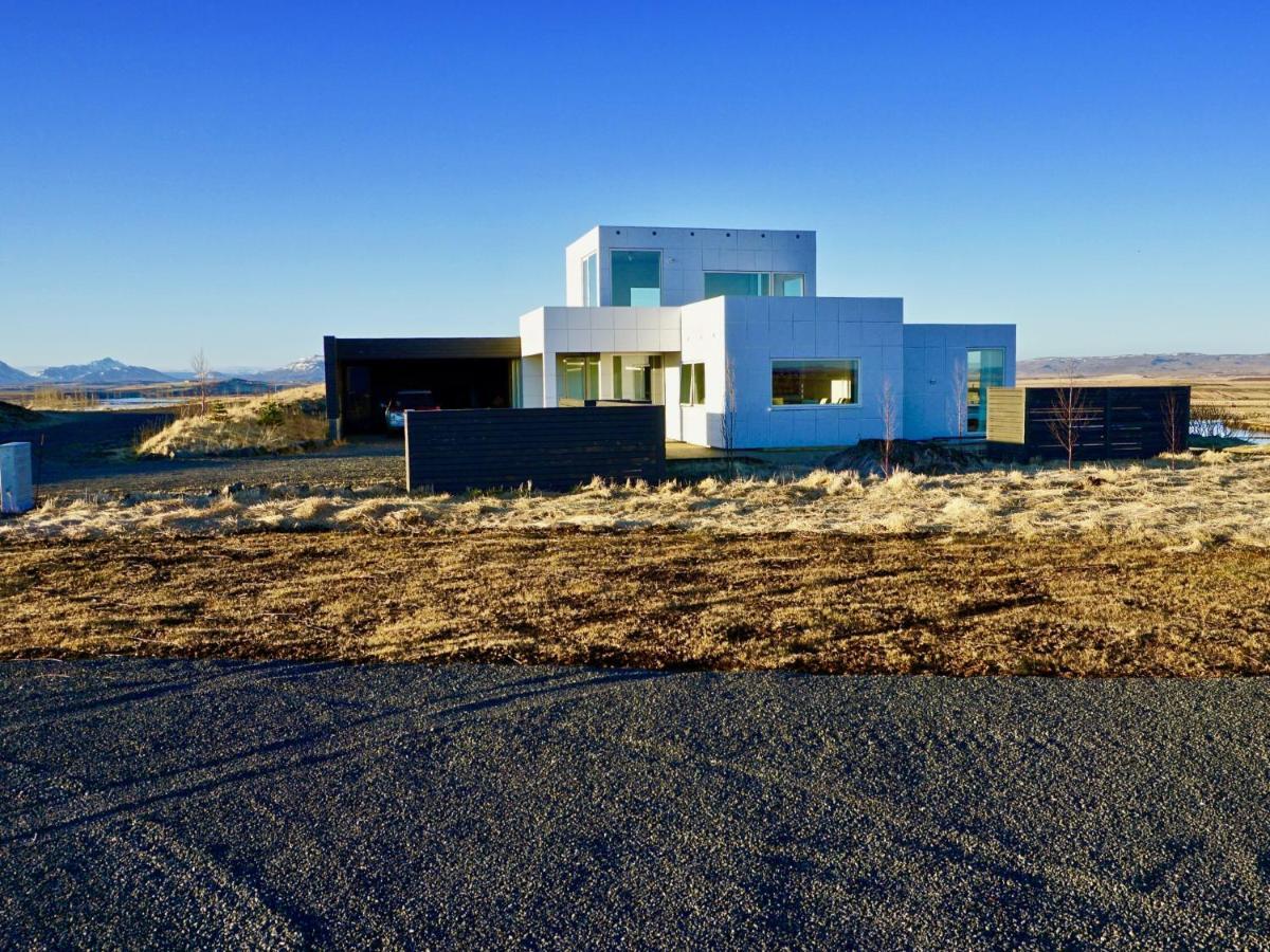Brun Villa Laugaras ภายนอก รูปภาพ